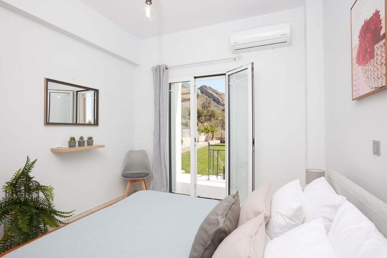 Dafni Villa A Place To Visit Orne Exterior foto