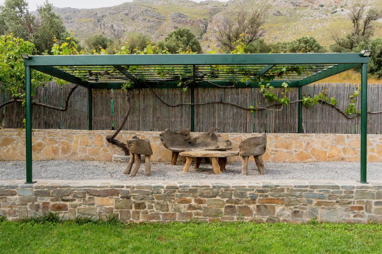 Dafni Villa A Place To Visit Orne Exterior foto